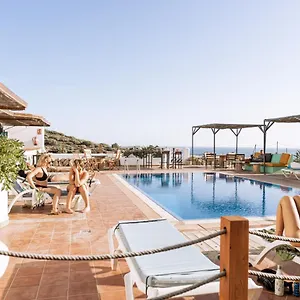 https://the-tree-house-tenerife.adeje-hotels.com